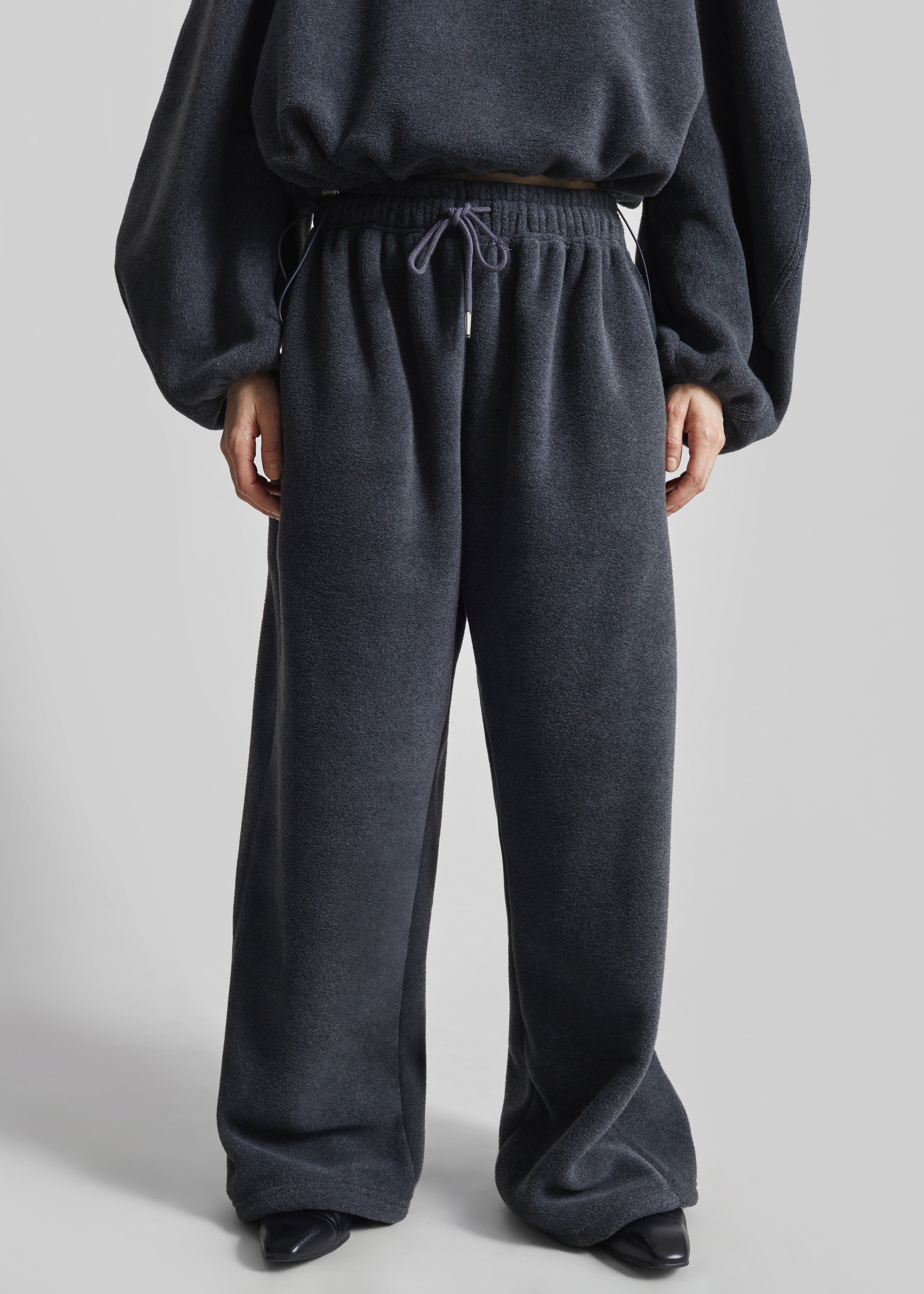 Treveray Fleece Sweatpants - Dark Grey – The Frankie Shop