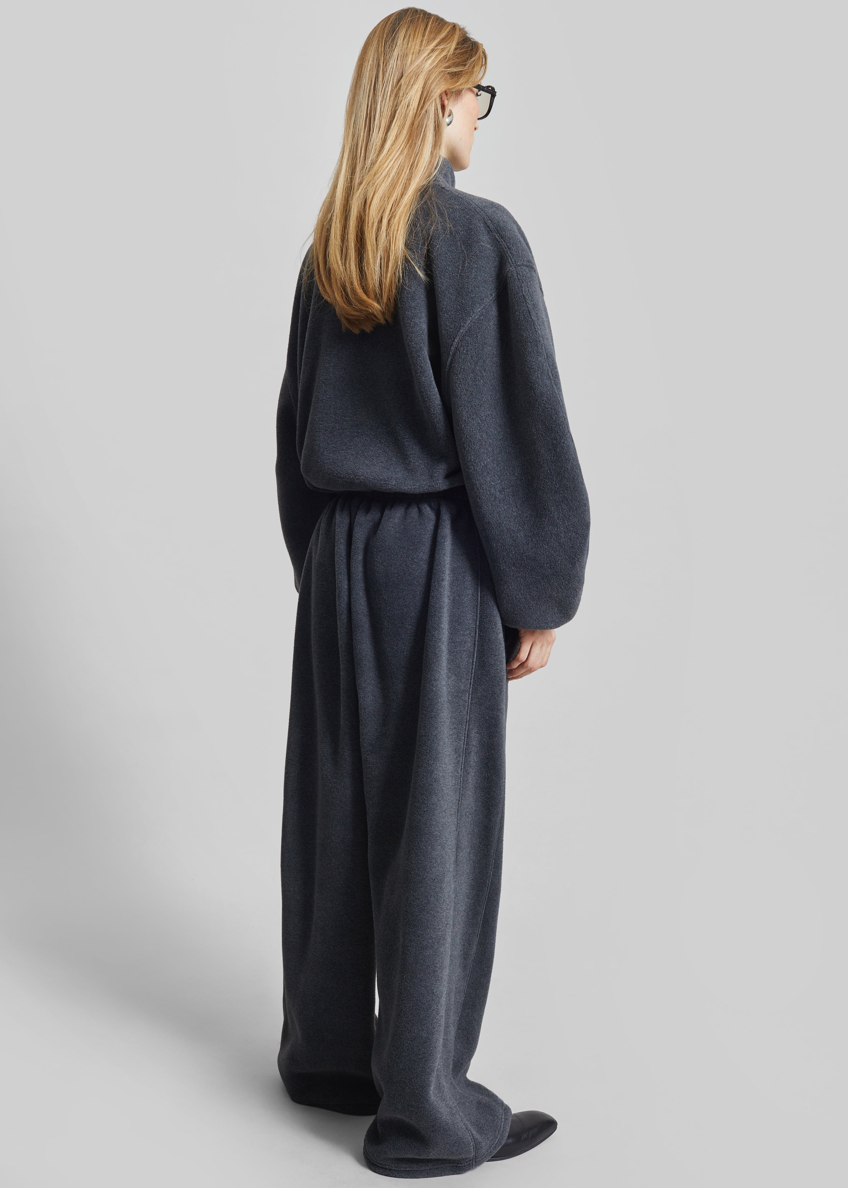 Treveray Fleece Sweatpants - Dark Grey - 7