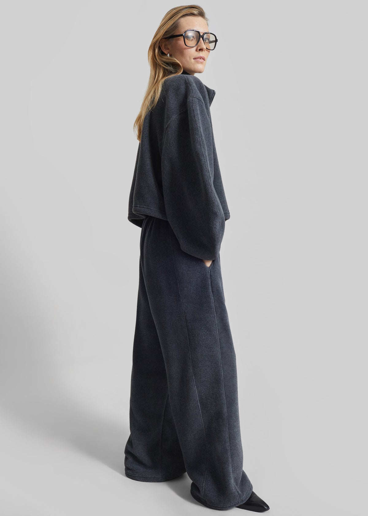 Treveray Fleece Sweatpants - Dark Grey - 3