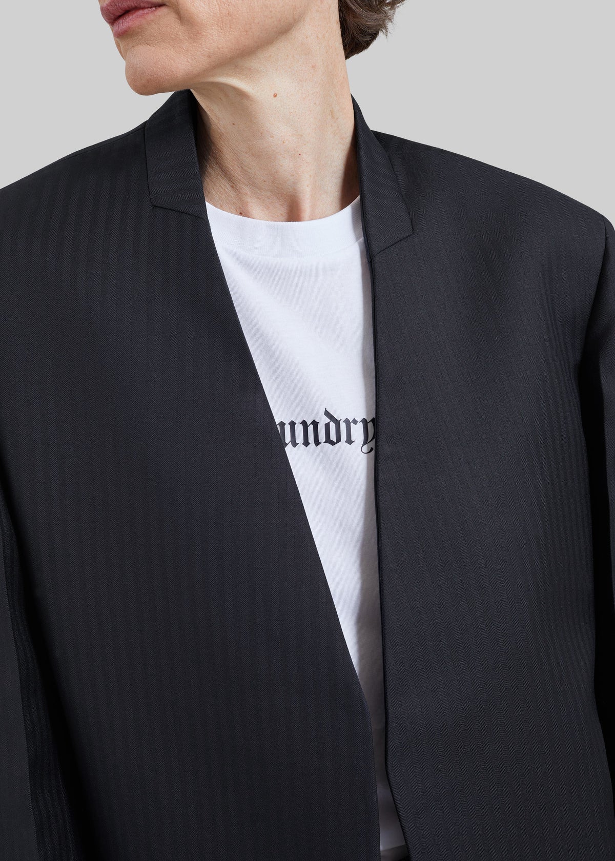 Trevis Chevron Collarless Blazer - Black