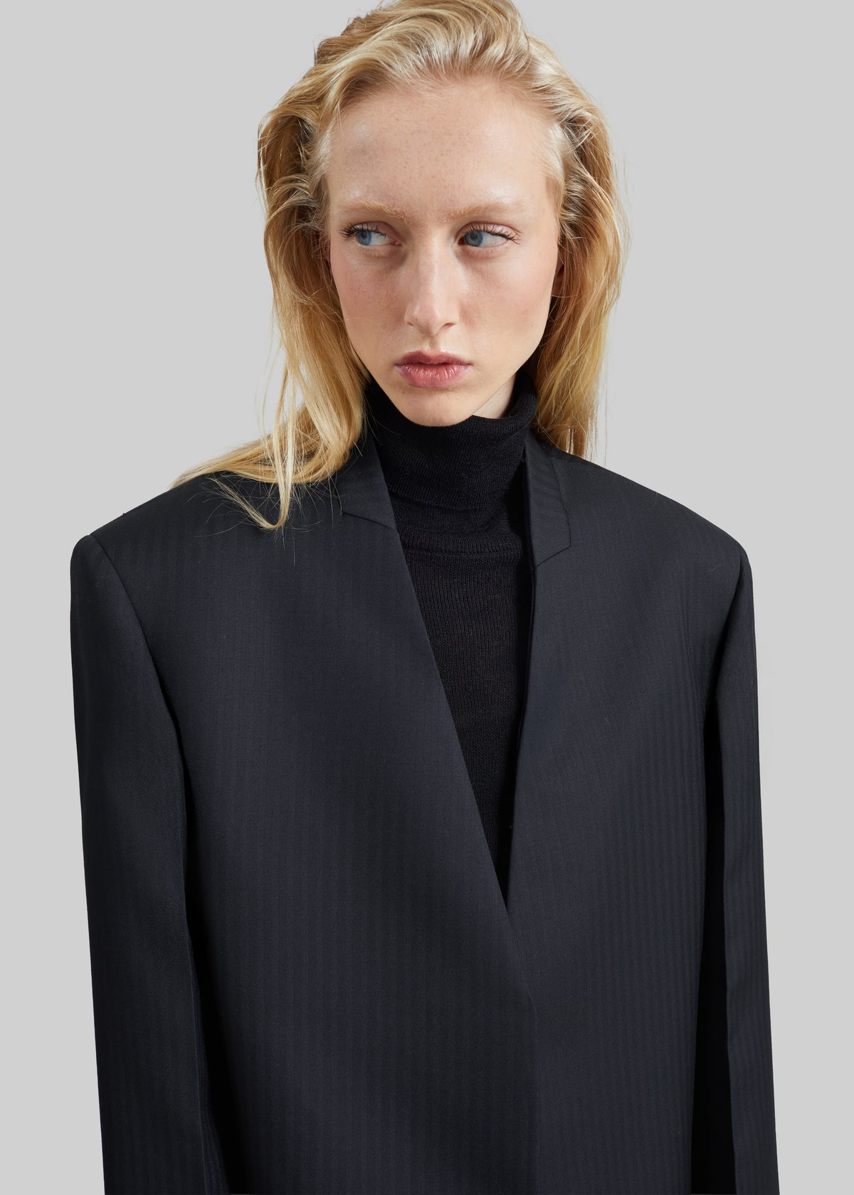 Trevis Chevron Collarless Blazer - Black