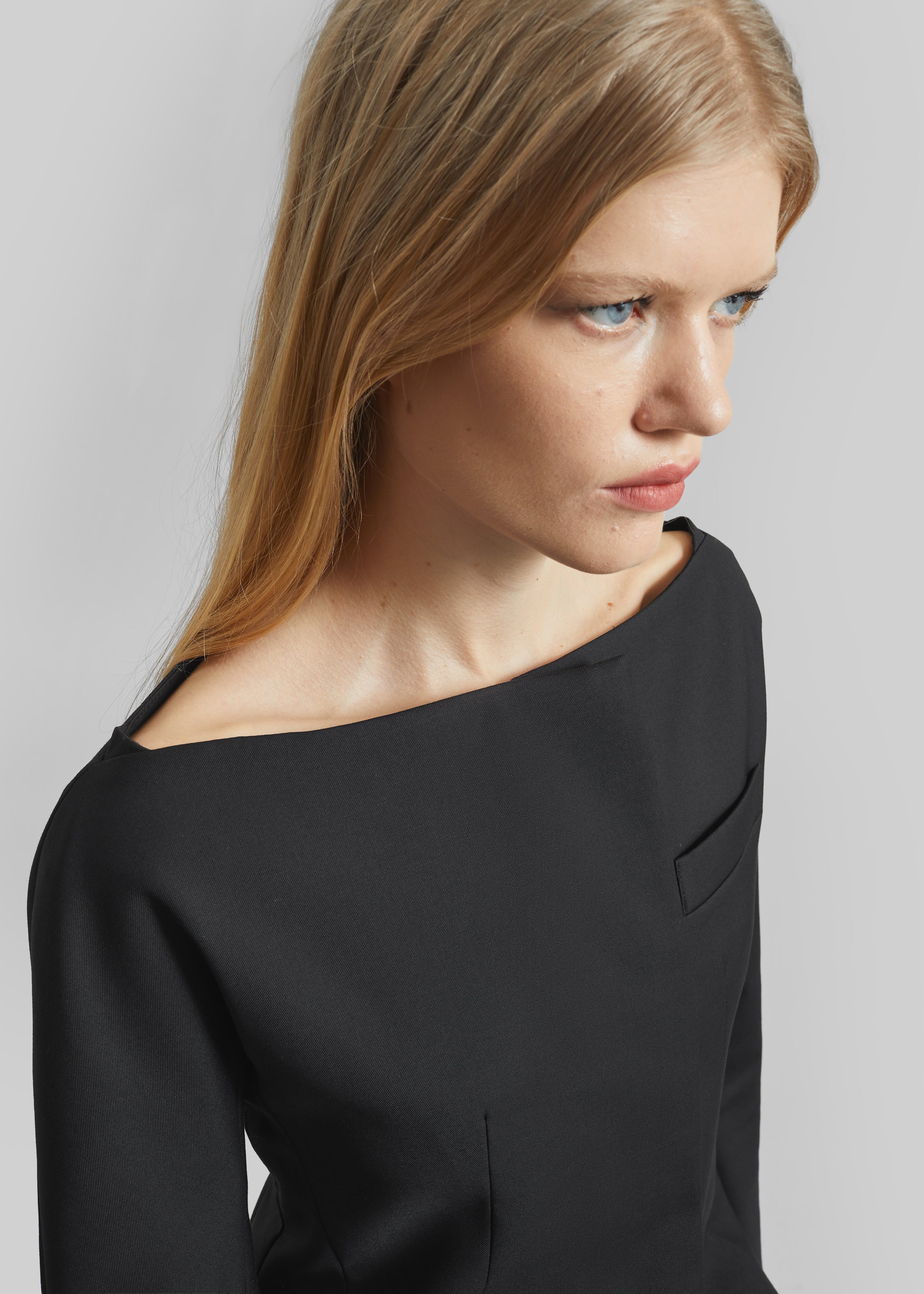 Troense Boatneck Tailored Blazer - Black – The Frankie Shop