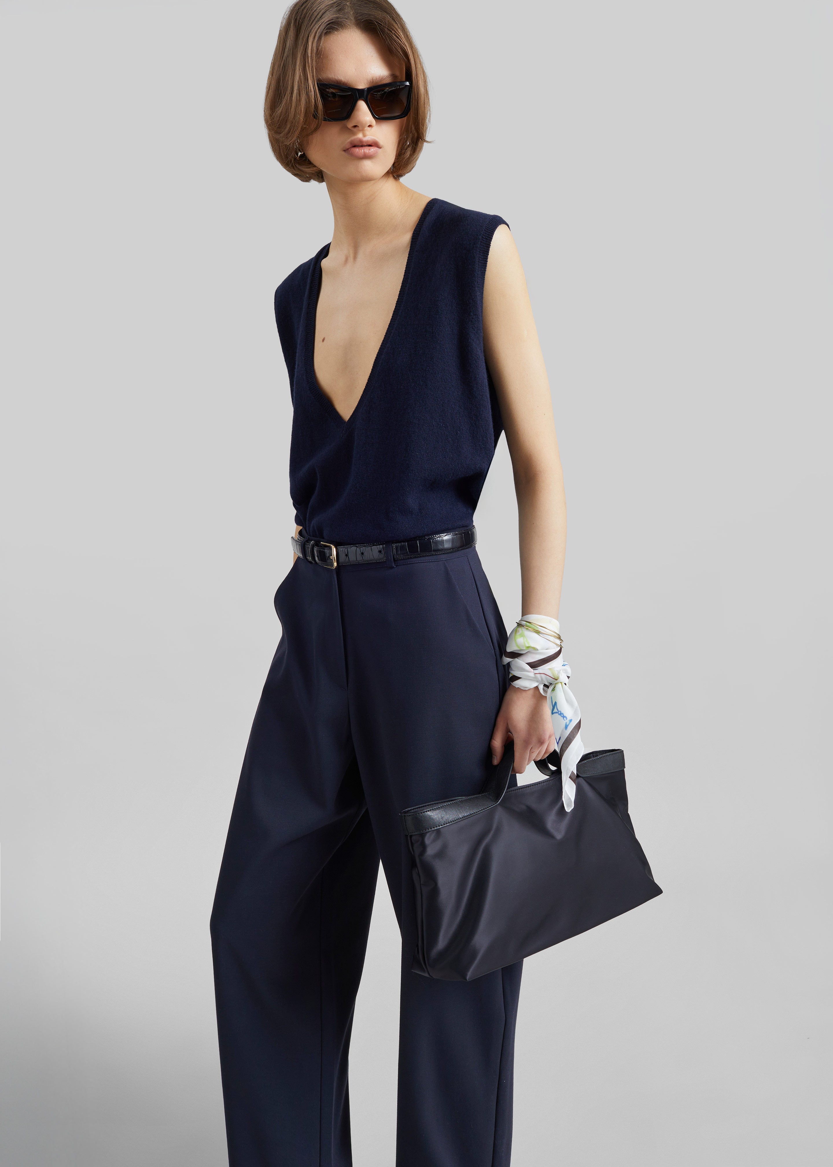 Trofa Curved Trousers - Navy - 4