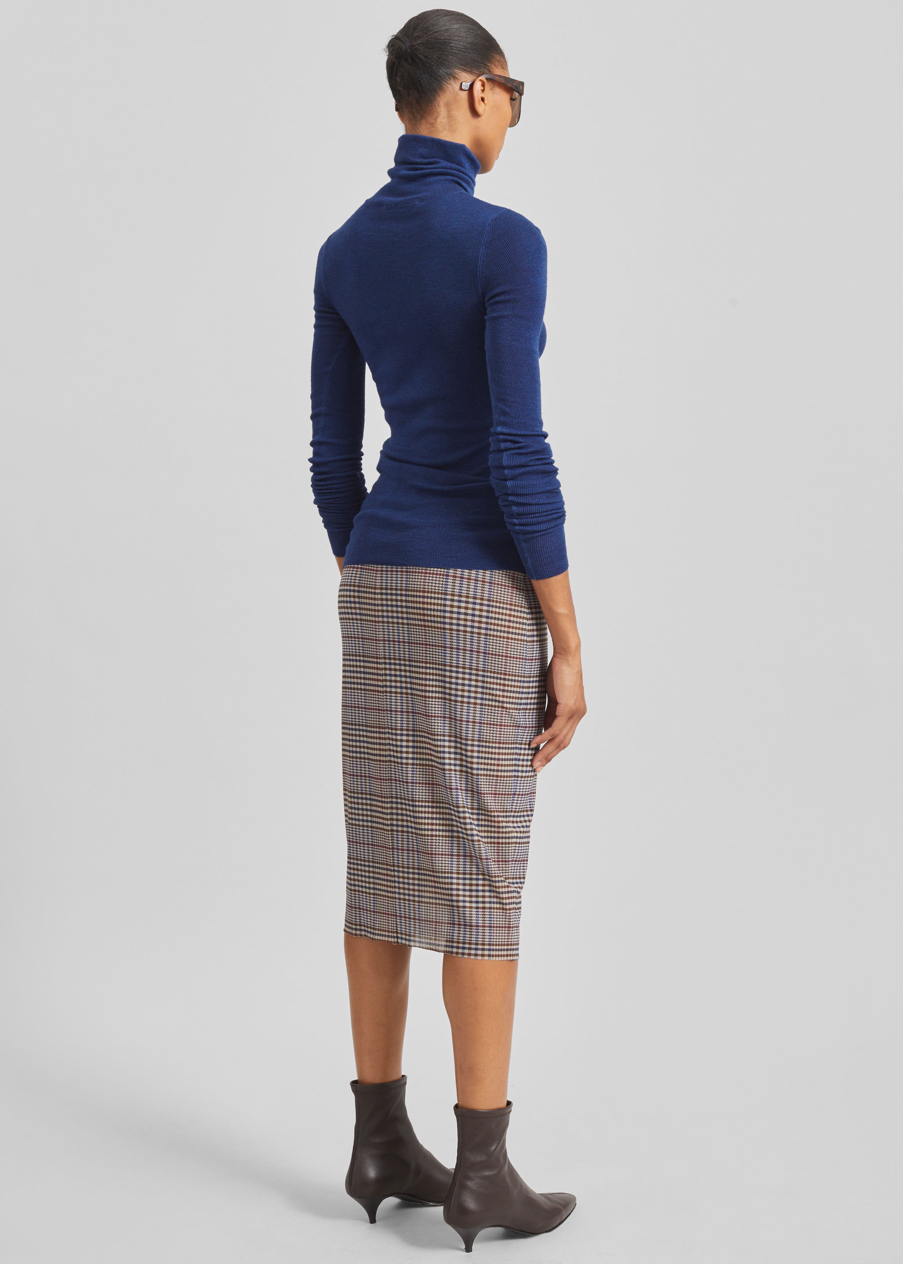 Utica Thin Turtleneck Sweater - Blue – The Frankie Shop