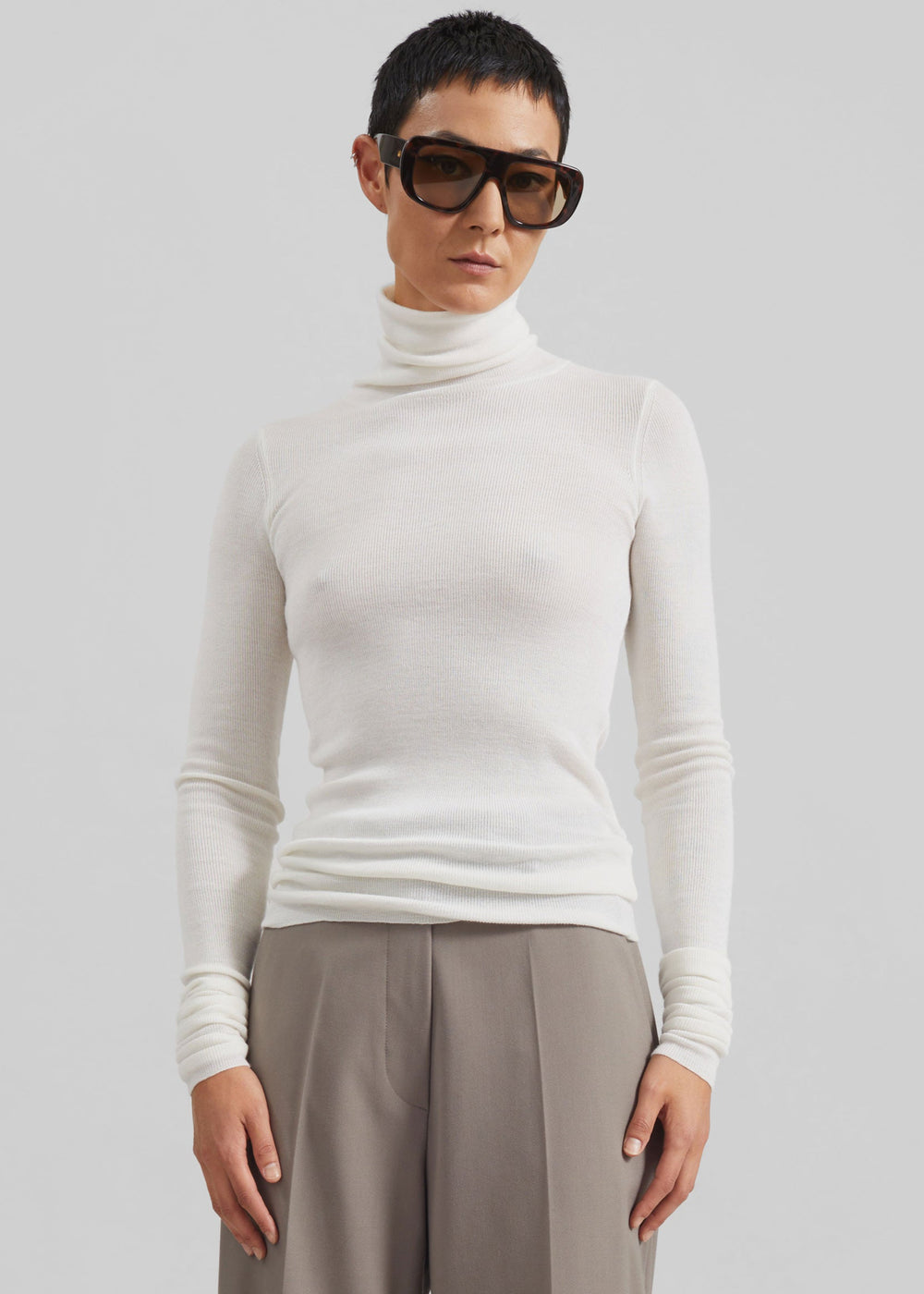 Utica Thin Turtleneck Sweater - Ivory - 1