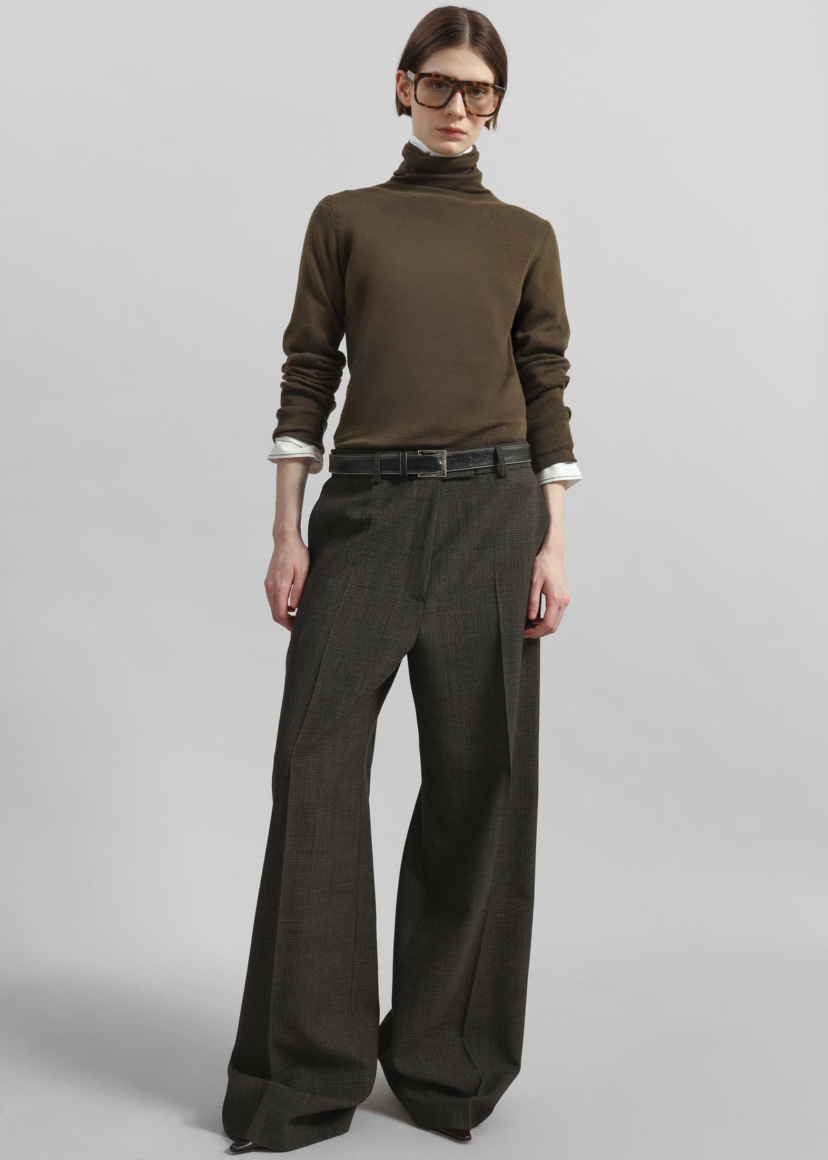 Utica Thin Turtleneck Sweater - Olive - 2