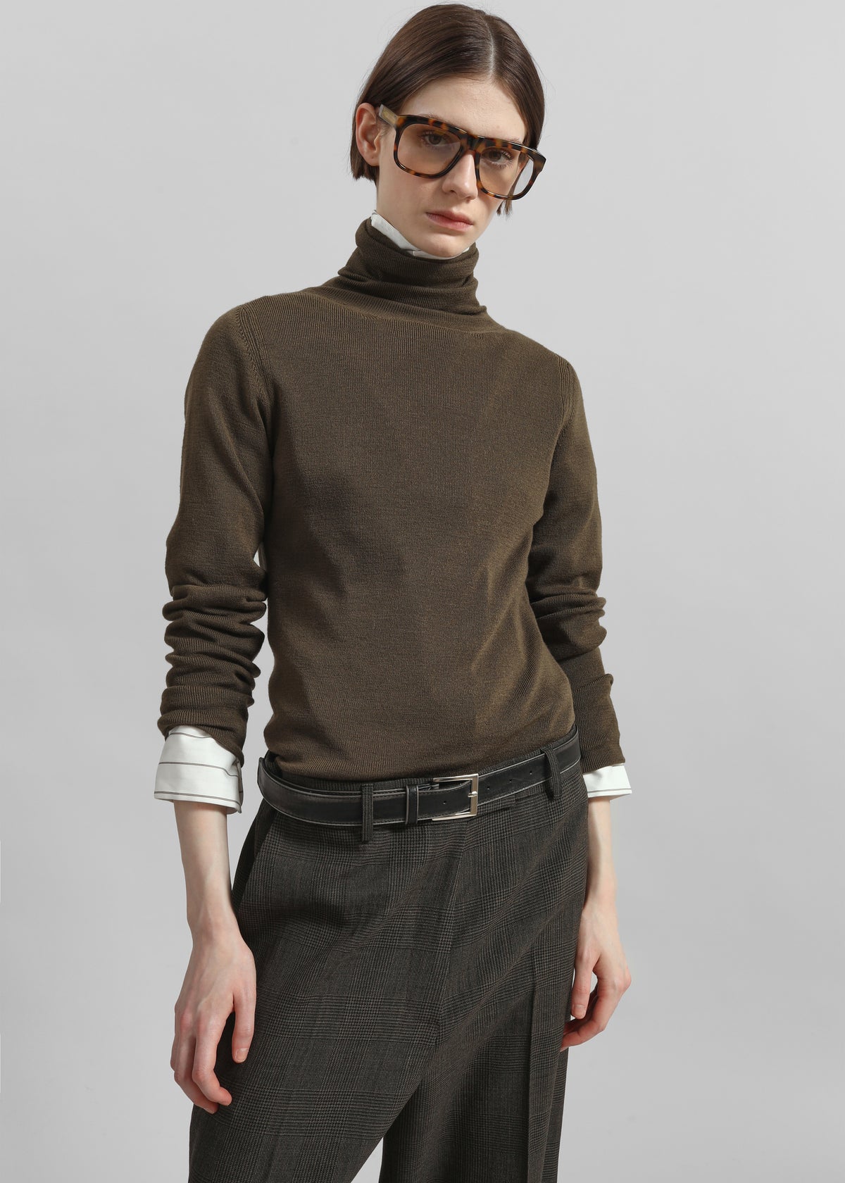 Utica Thin Turtleneck Sweater - Olive - 1