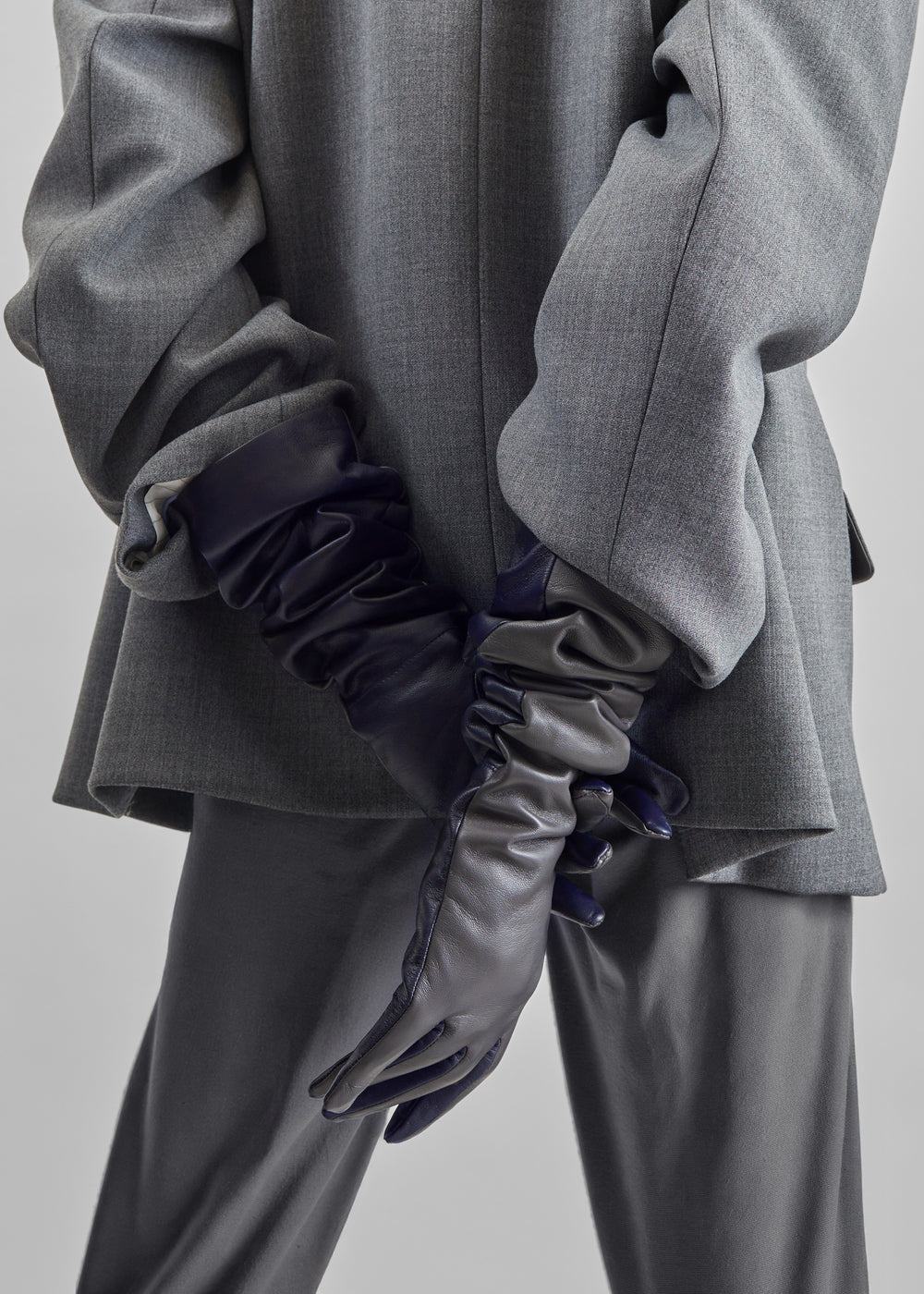 Veneto Bicolor Long Leather Gloves - Dark Grey/Dark Navy