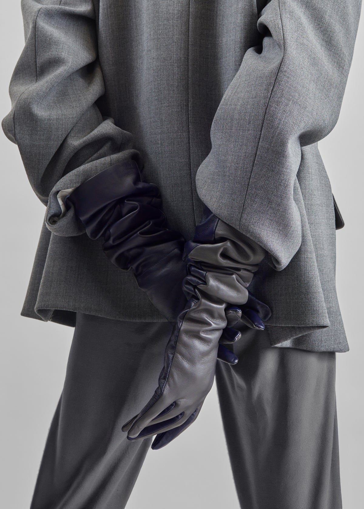 Veneto Bicolor Long Leather Gloves - Dark Grey/Dark Navy