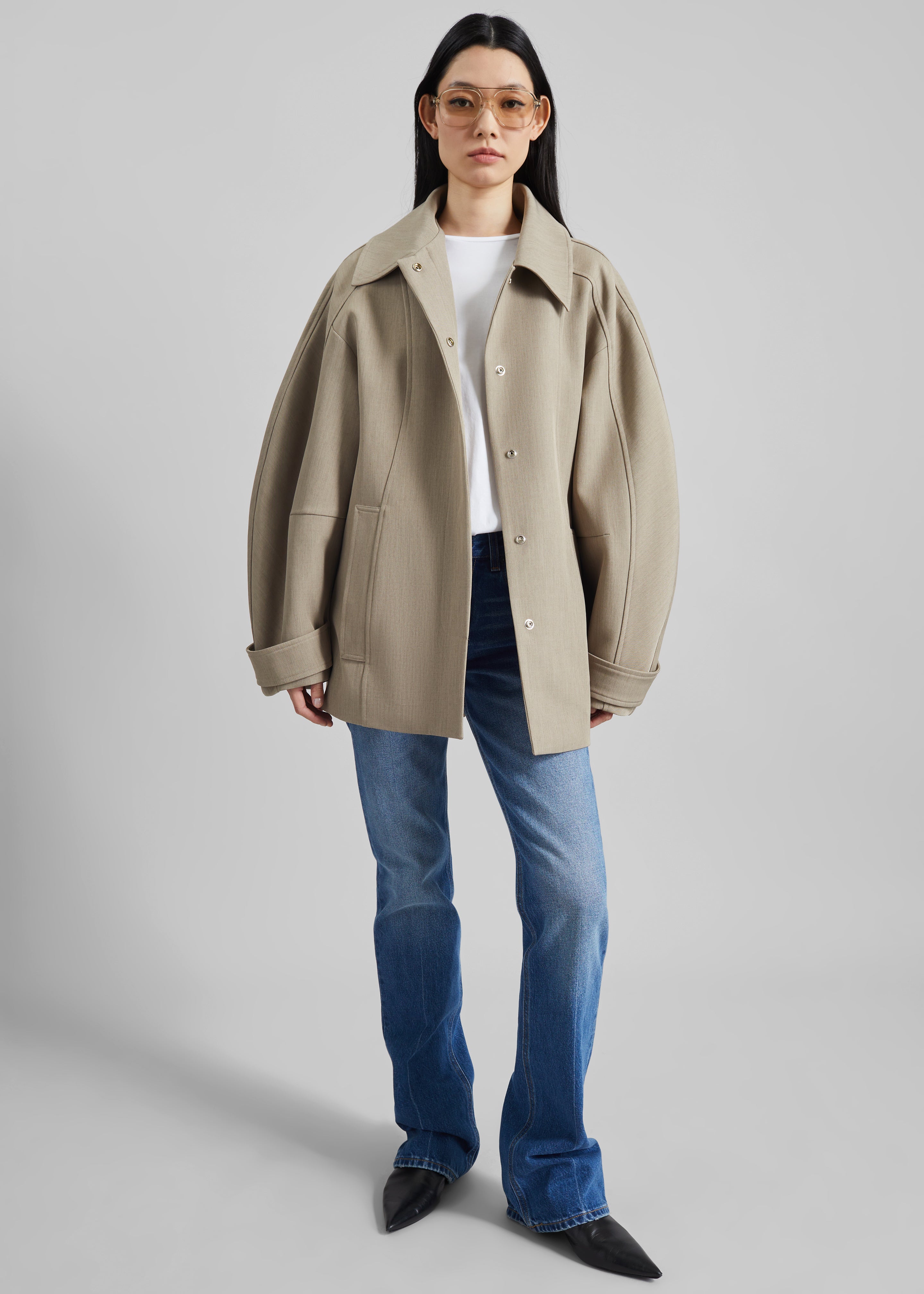 Venlo Curve Sleeve Belted Jacket - Beige – The Frankie Shop