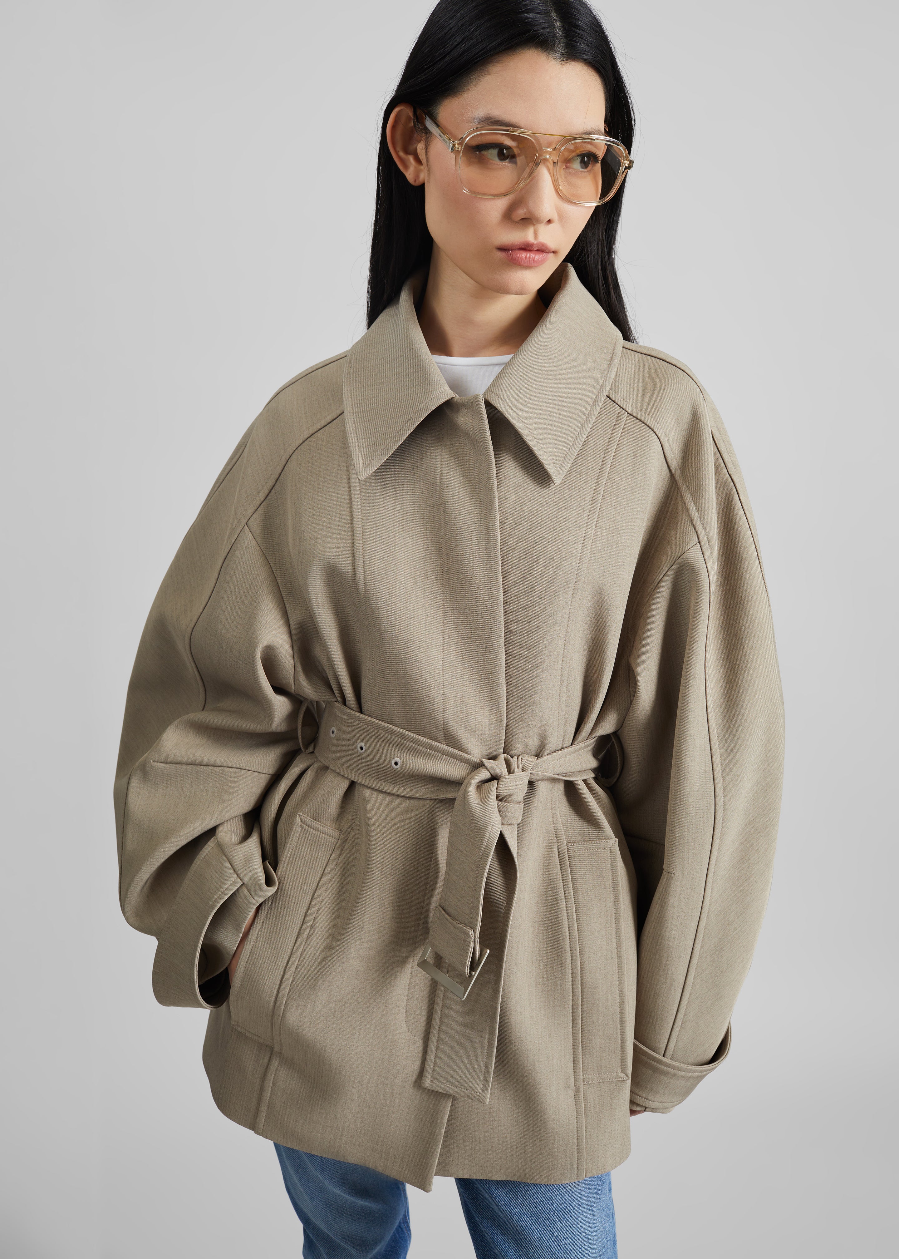 Venlo Curve Sleeve Belted Jacket - Beige – The Frankie Shop