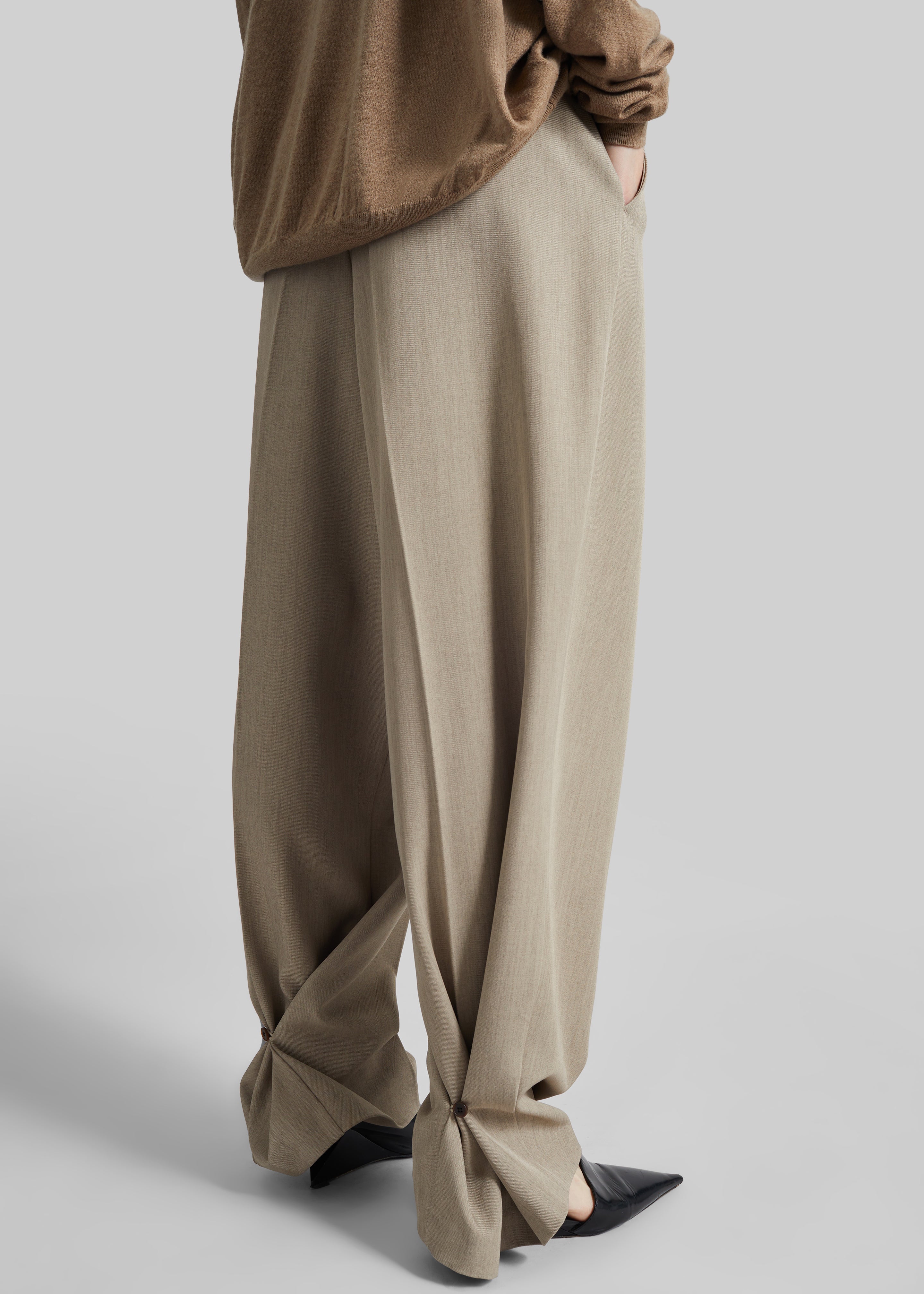 Venlo Pleated Trousers - Beige - 2