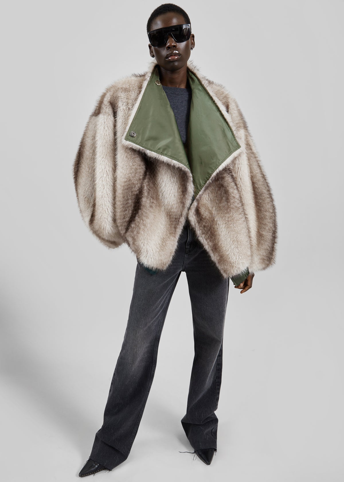 Vera Faux Fur Reversible Short Coat - Beige/Green