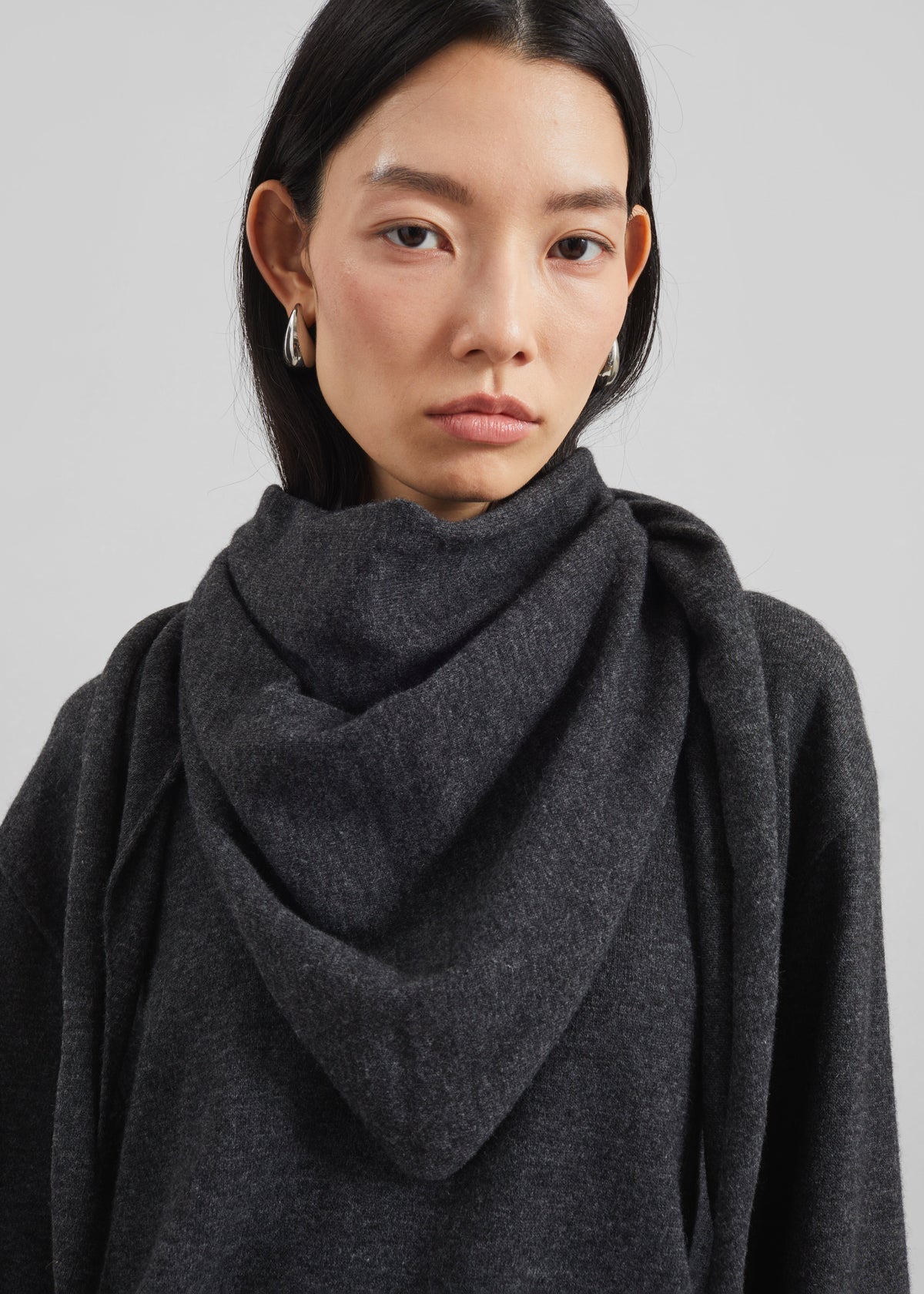 Vermont Scarf Sweater - Charcoal - 3