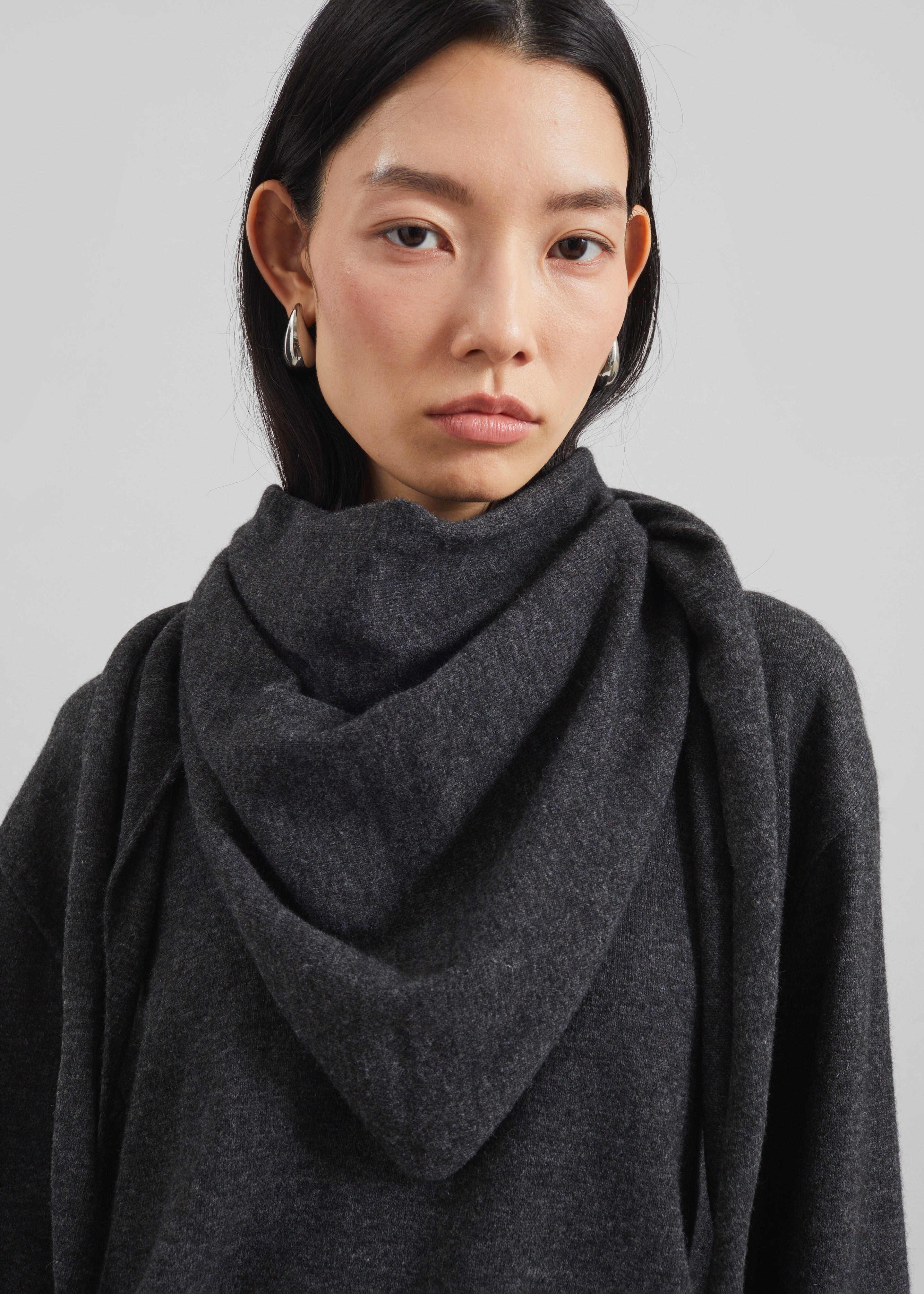 Vermont Scarf Sweater - Charcoal - 3