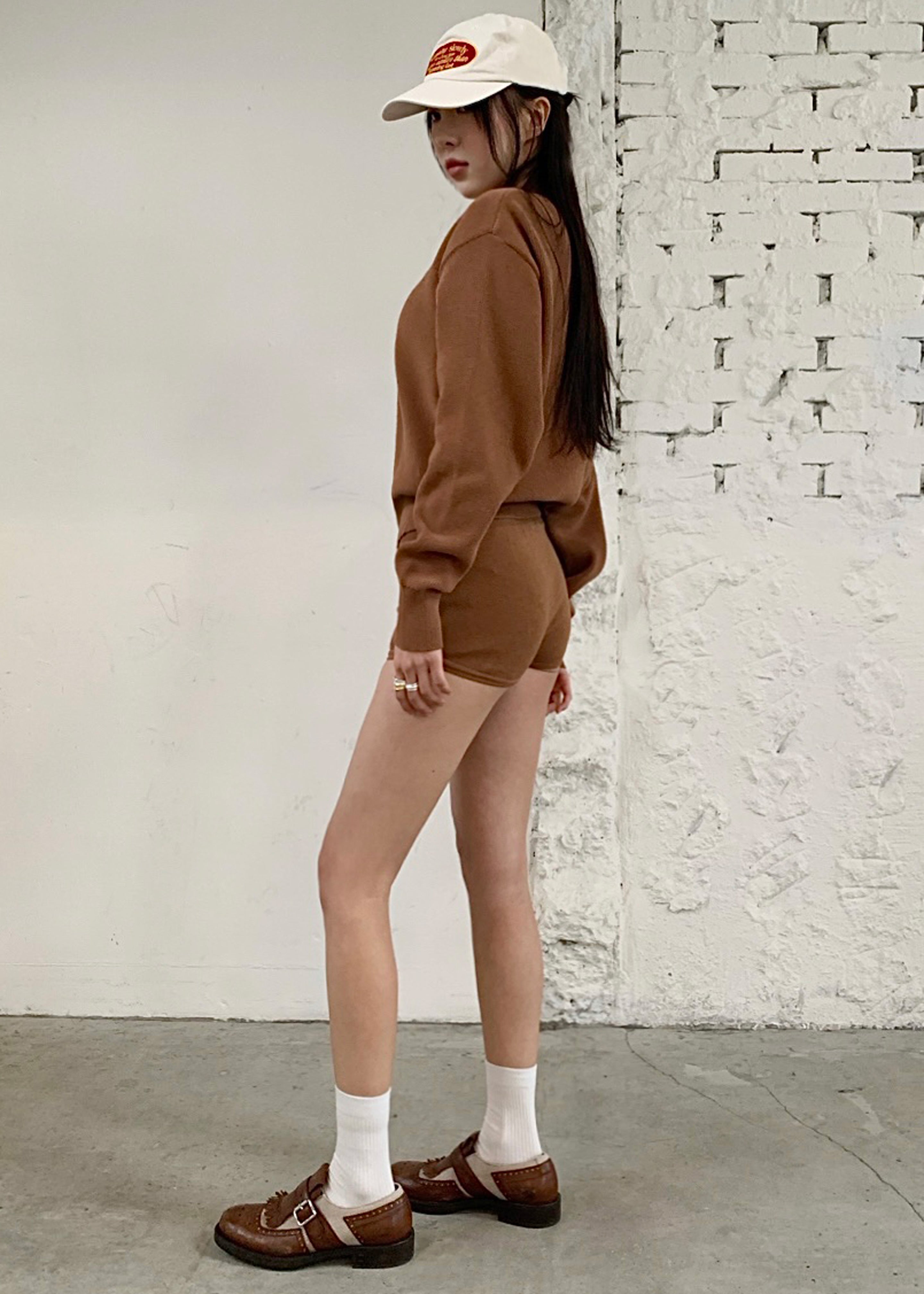 Veronica Mini Knit Shorts - Brown - 11