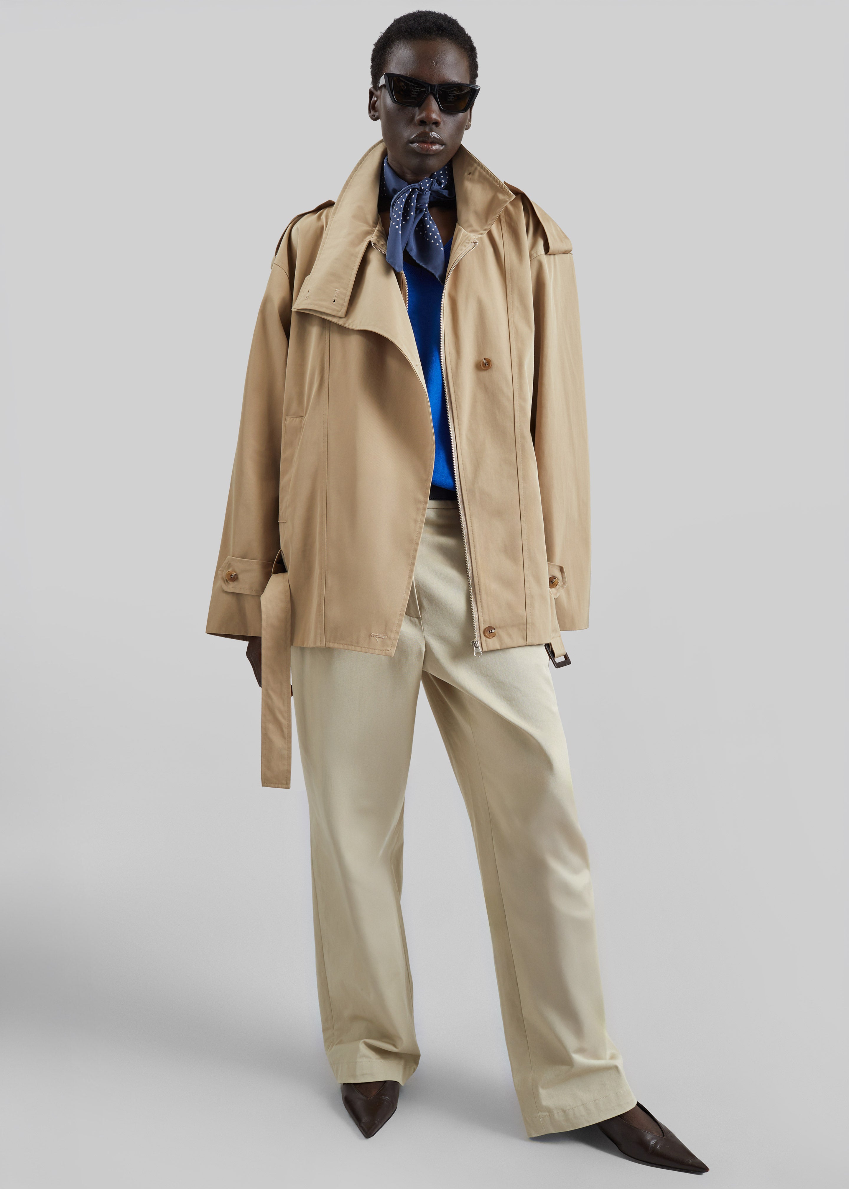 Virar Short Trench - Beige – The Frankie Shop
