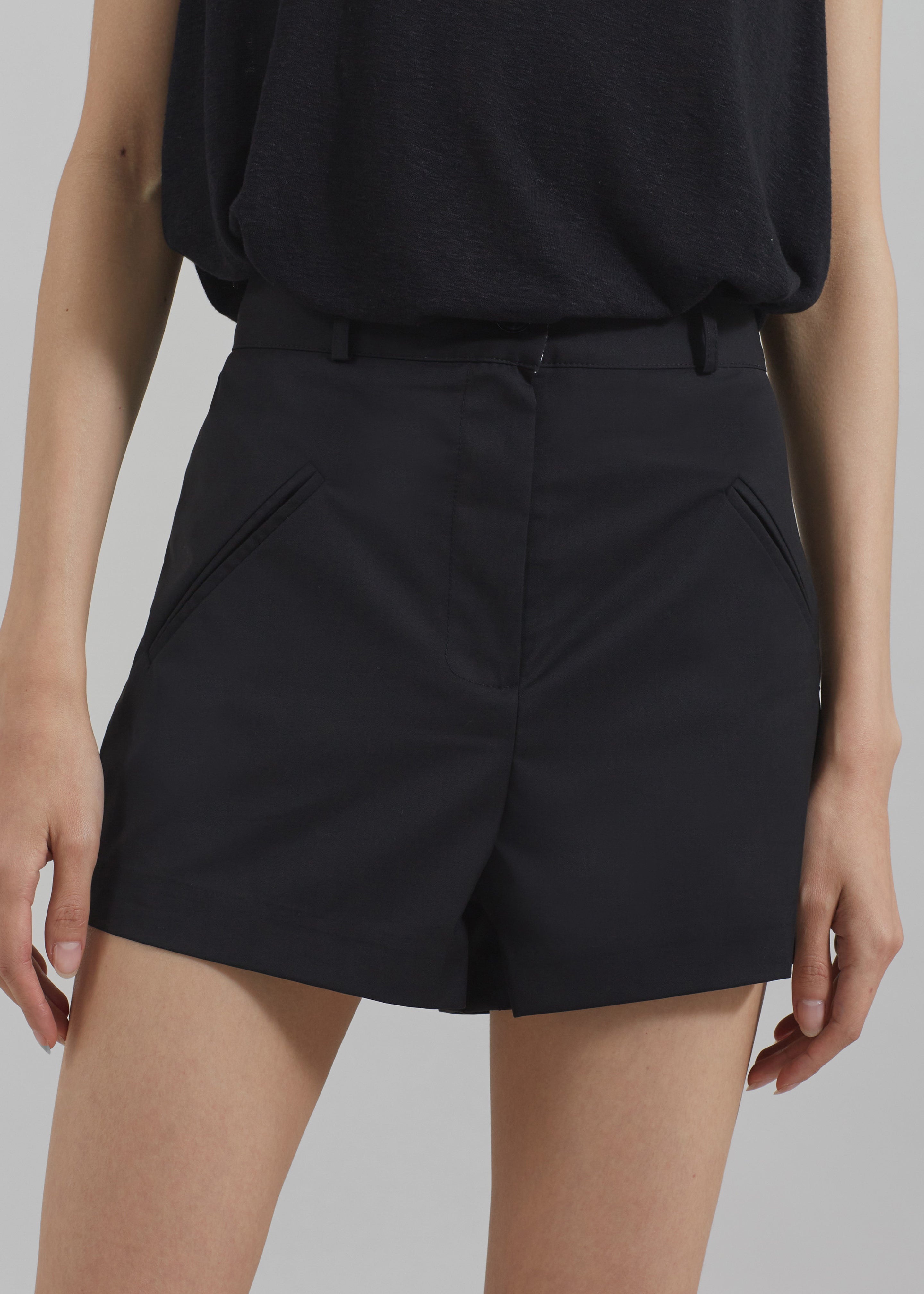 Xandra Mini Shorts - Black - 5