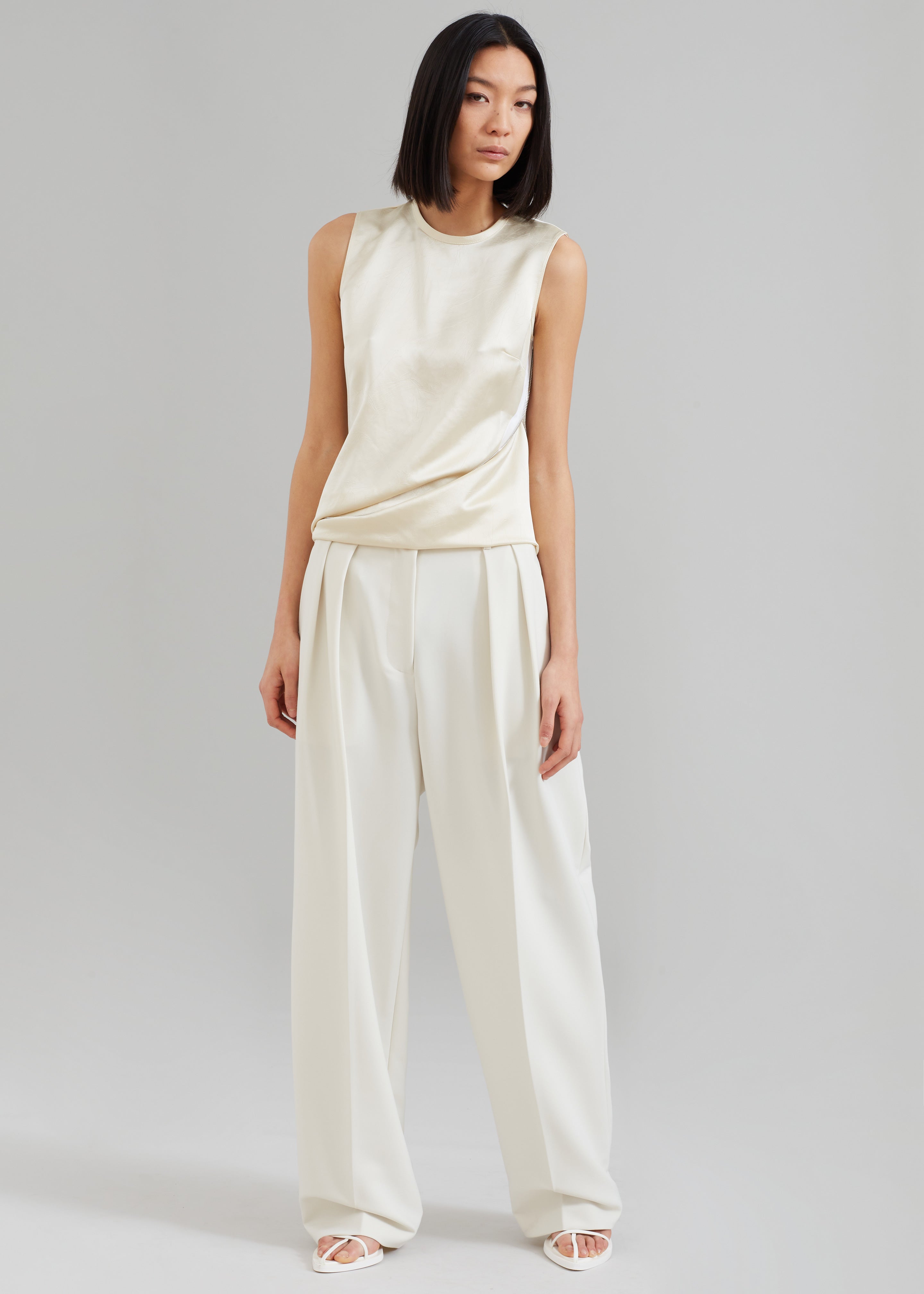 Corrin Pleated Trousers - Ivory - 3