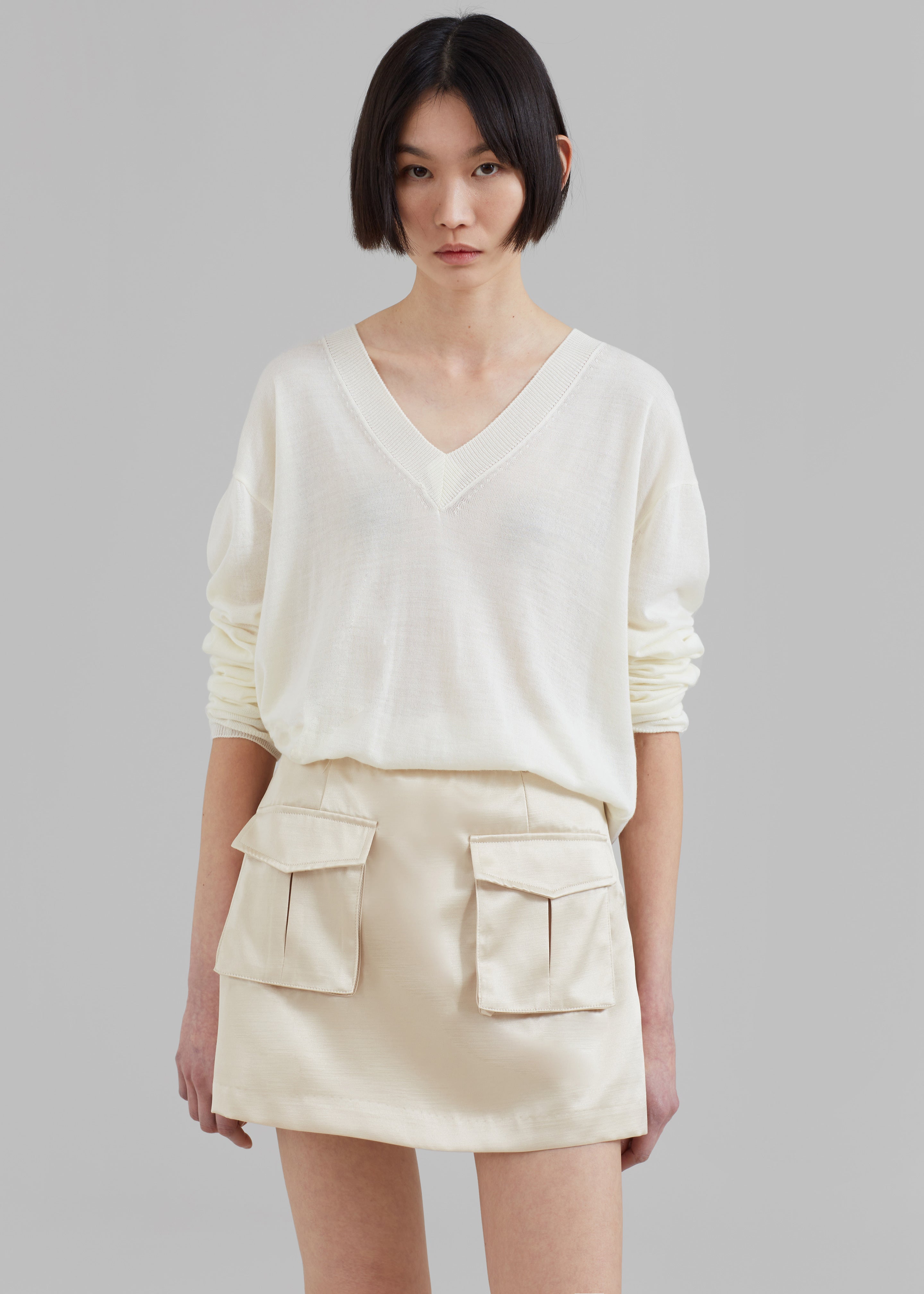 Juro V-Neck Knit - Cream - 4