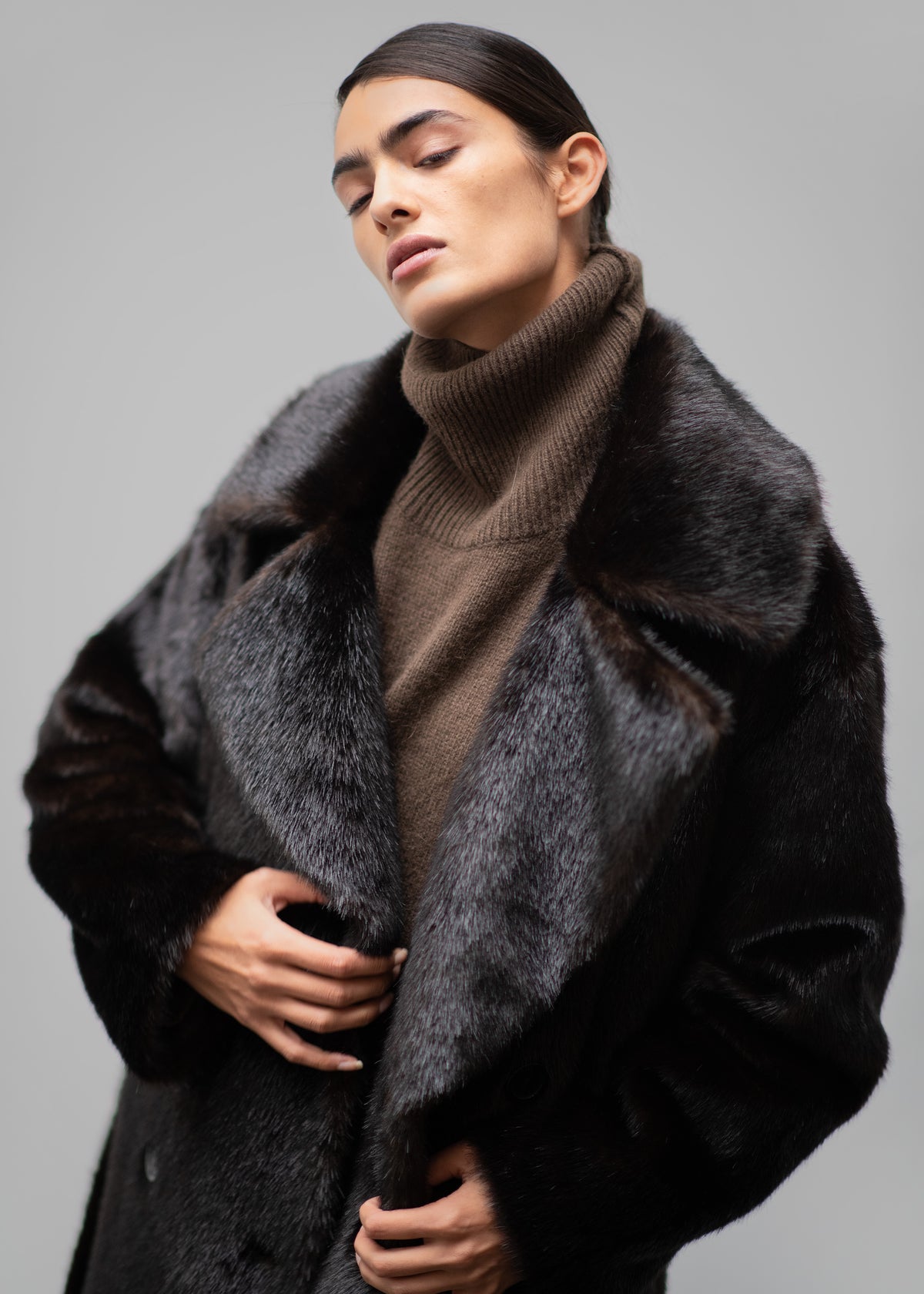 Joni Faux Fur Coat - Dark Espresso - 4