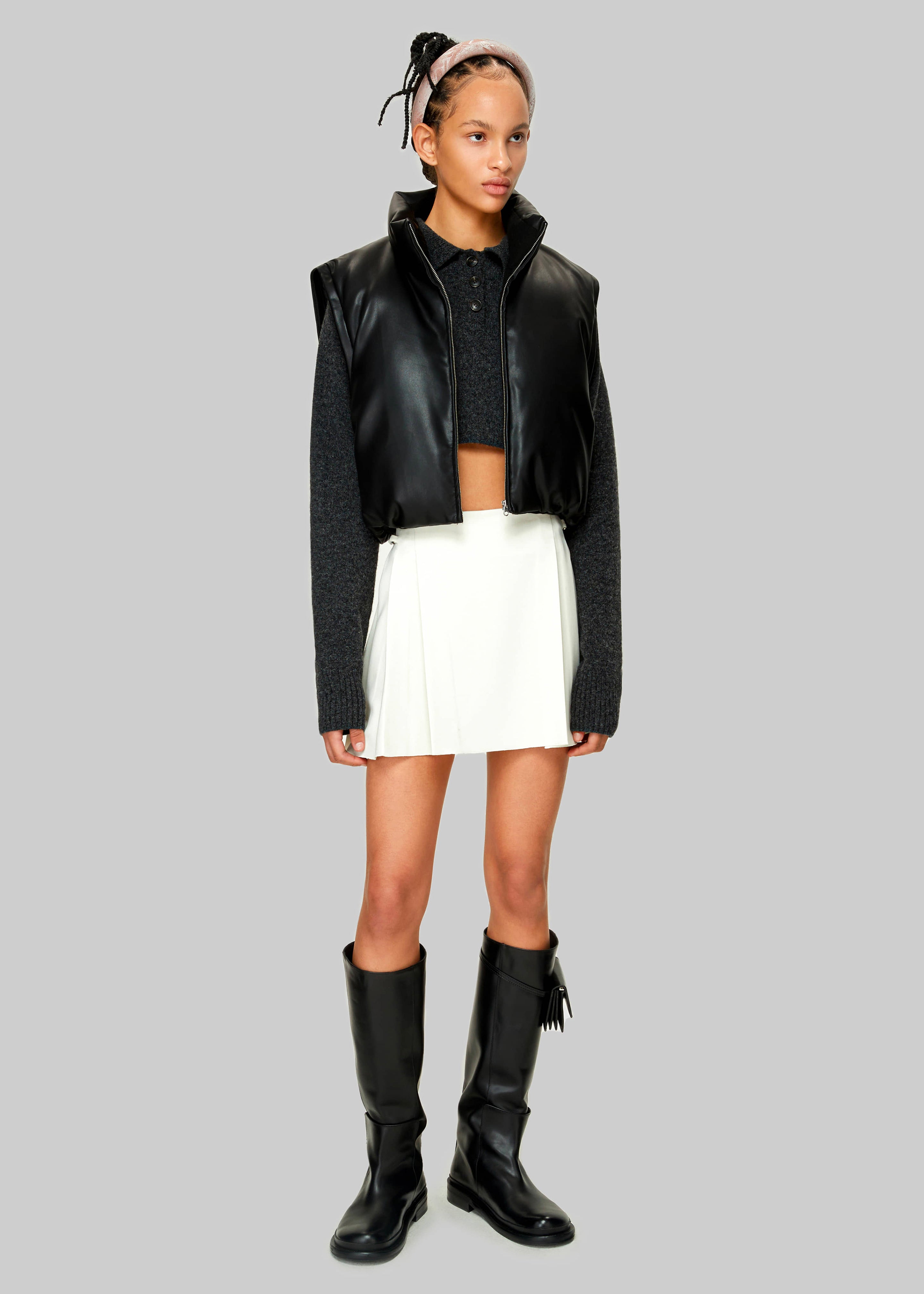 Low Classic Cropped Puffer Jacket - Black - 5