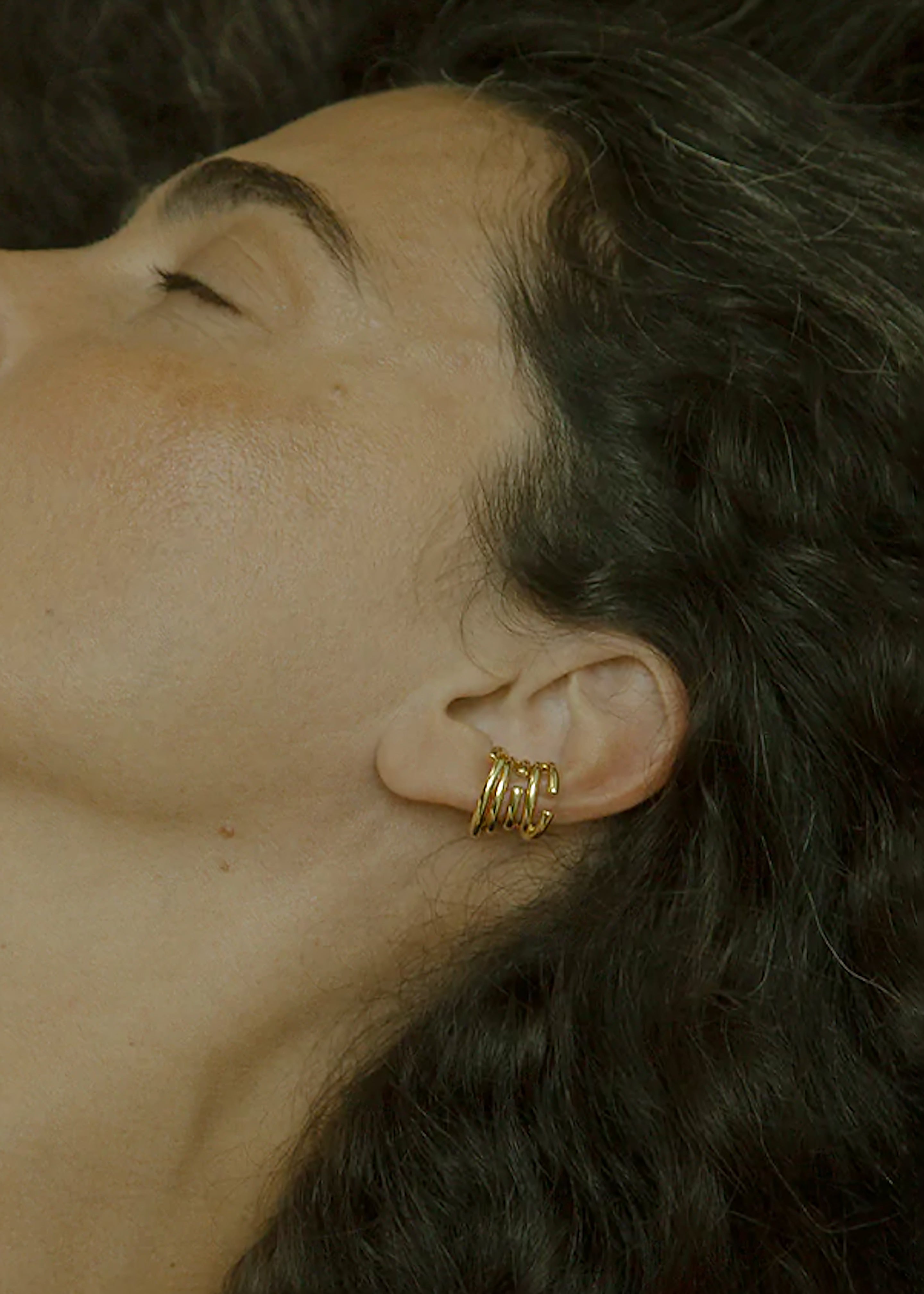 Otiumberg Chaos Ear Cuff - Gold - 1
