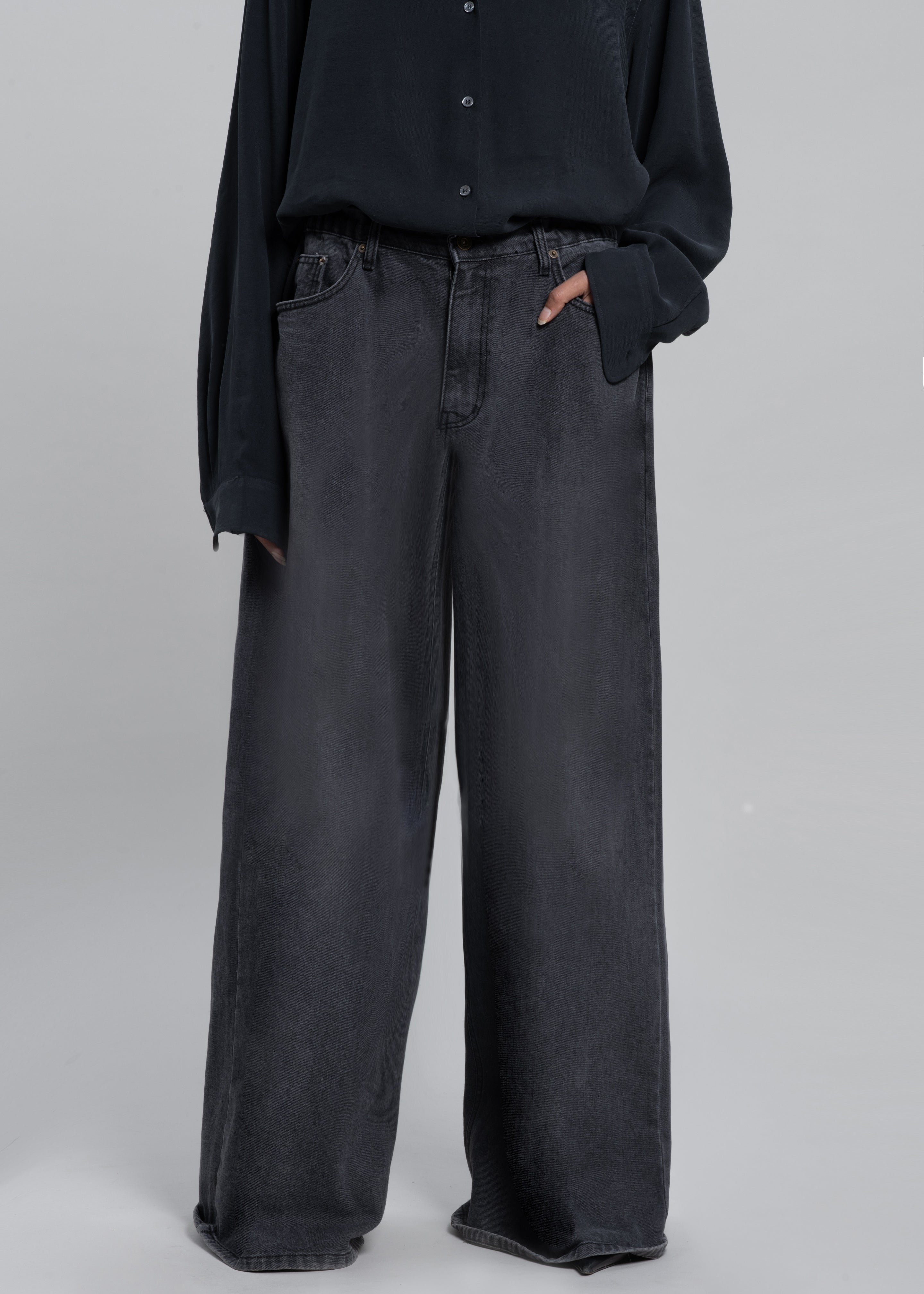 THE 2024 FRANKIE SHOP WIDE LEG JEANS