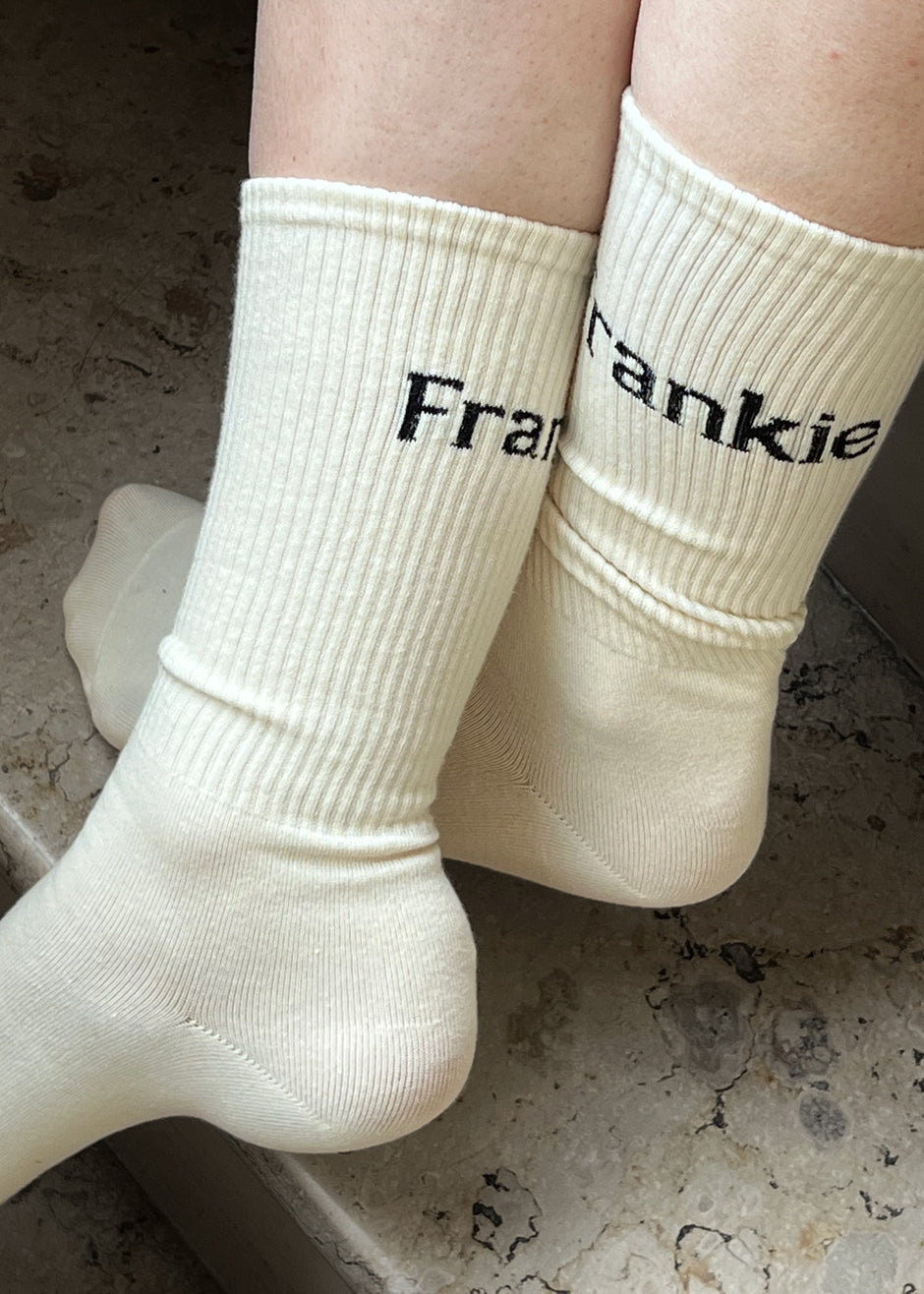 Frankie in English Ribbed Socks - Vanilla - 2