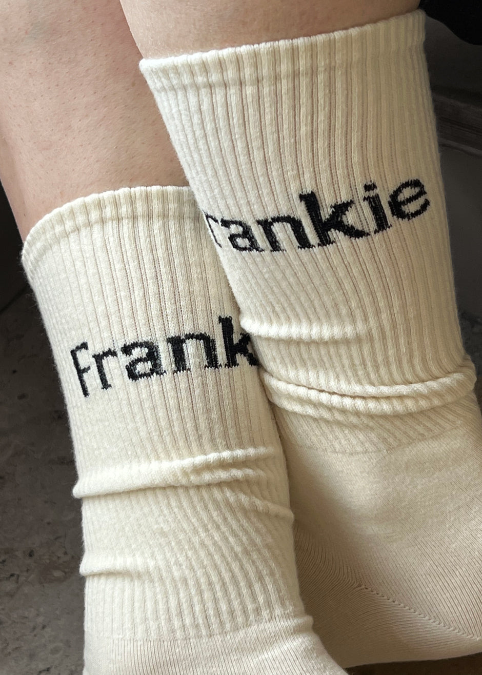 Frankie in English Ribbed Socks - Vanilla - 3