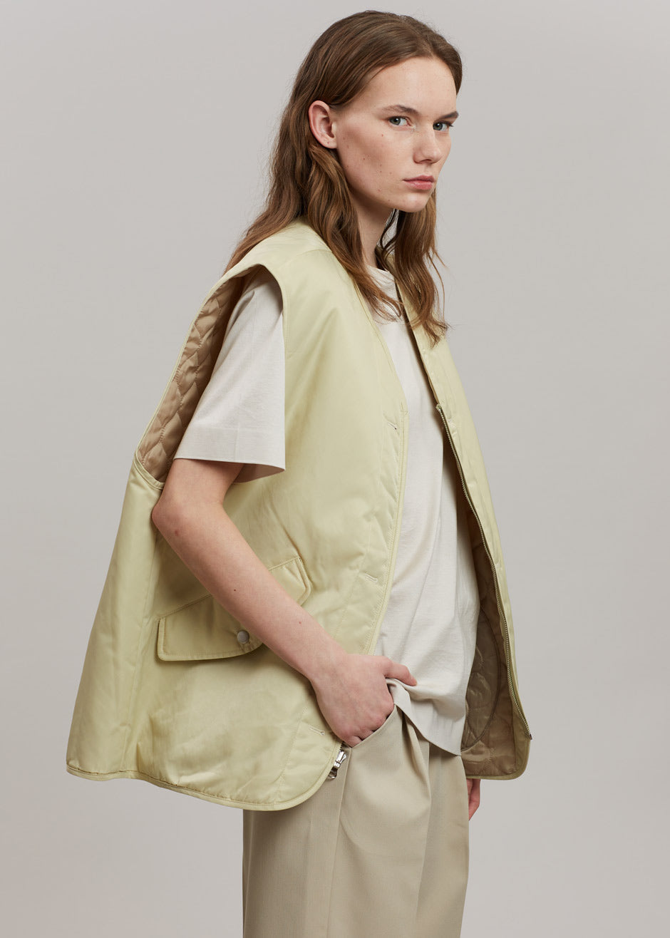 Gaby Reversible Vest - Mastic – The Frankie Shop