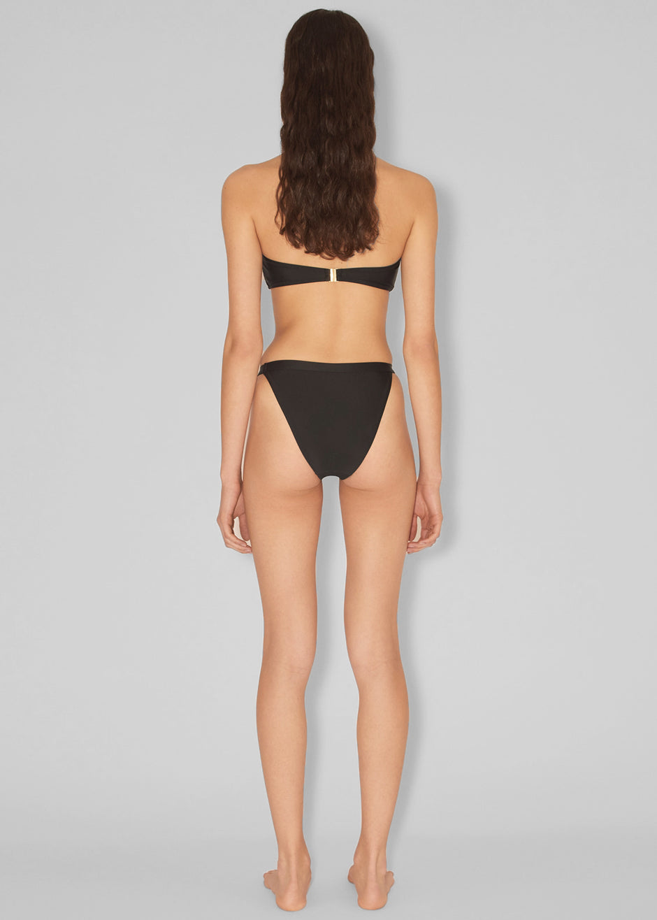 https://thefrankieshop.com/cdn/shop/products/nanushka-mahy-round-front-wire-bandeau-black-swimsuit-nanushka-197680.jpg?v=1657745012&width=2880